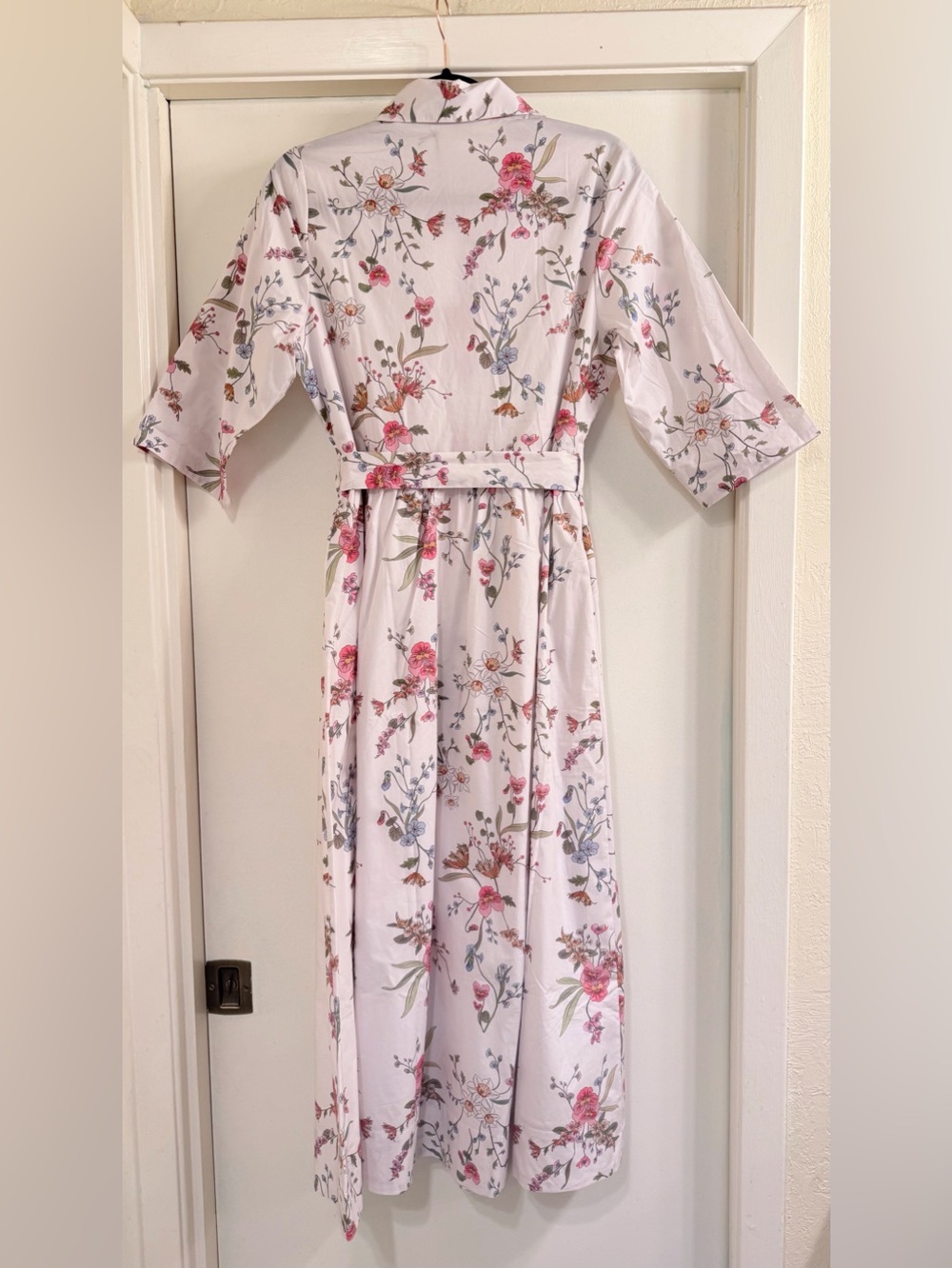 Hermoza / Francesca White Meadow Button-Front Midi Shirt Dress - Sz. M - NWT - Picture 15 of 15